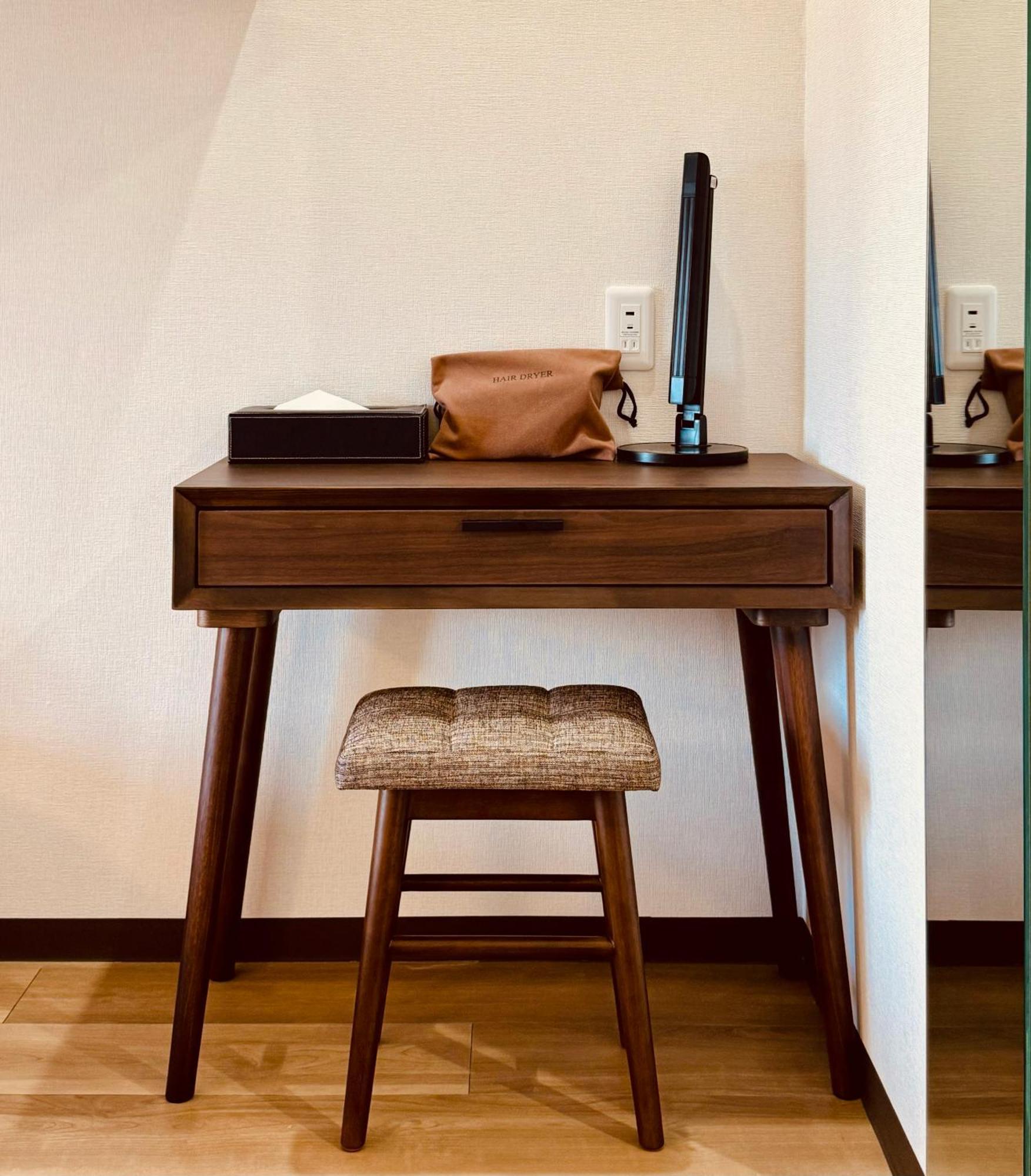 Phoenix Park Hotel Наго Екстериор снимка